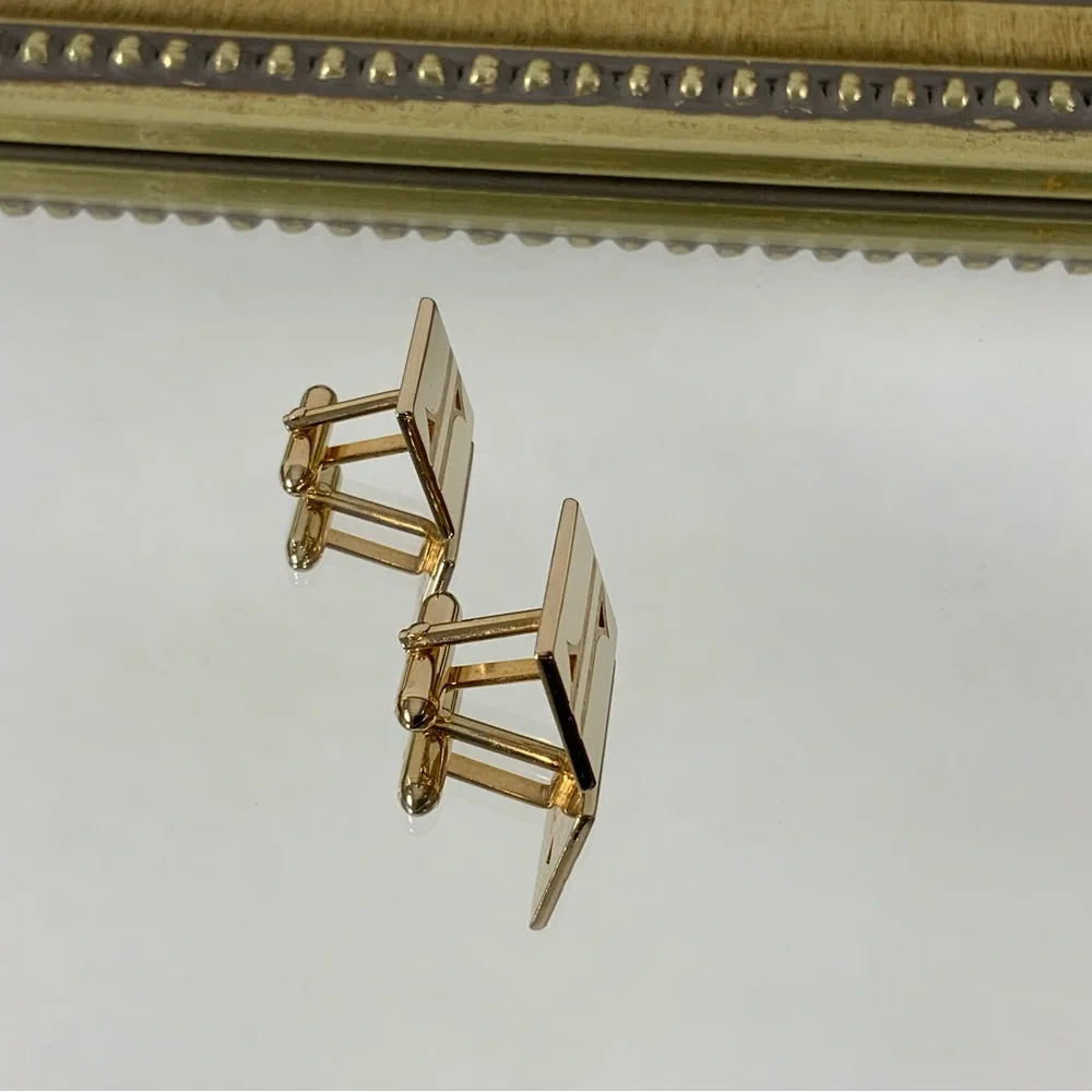 Vintage SWANK Cuff Links - Gold tone Pair Men's